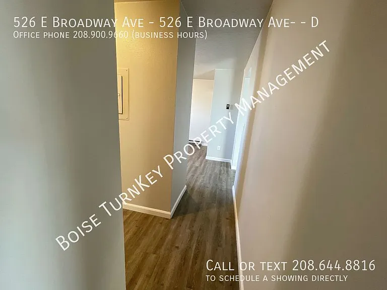 526 Broadway Ave #D — Photo 23