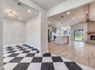 9008 Flicker Ln, Dallas, TX 75238