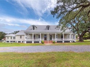 8801 E Old Spanish Trl, Jeanerette, LA 70544