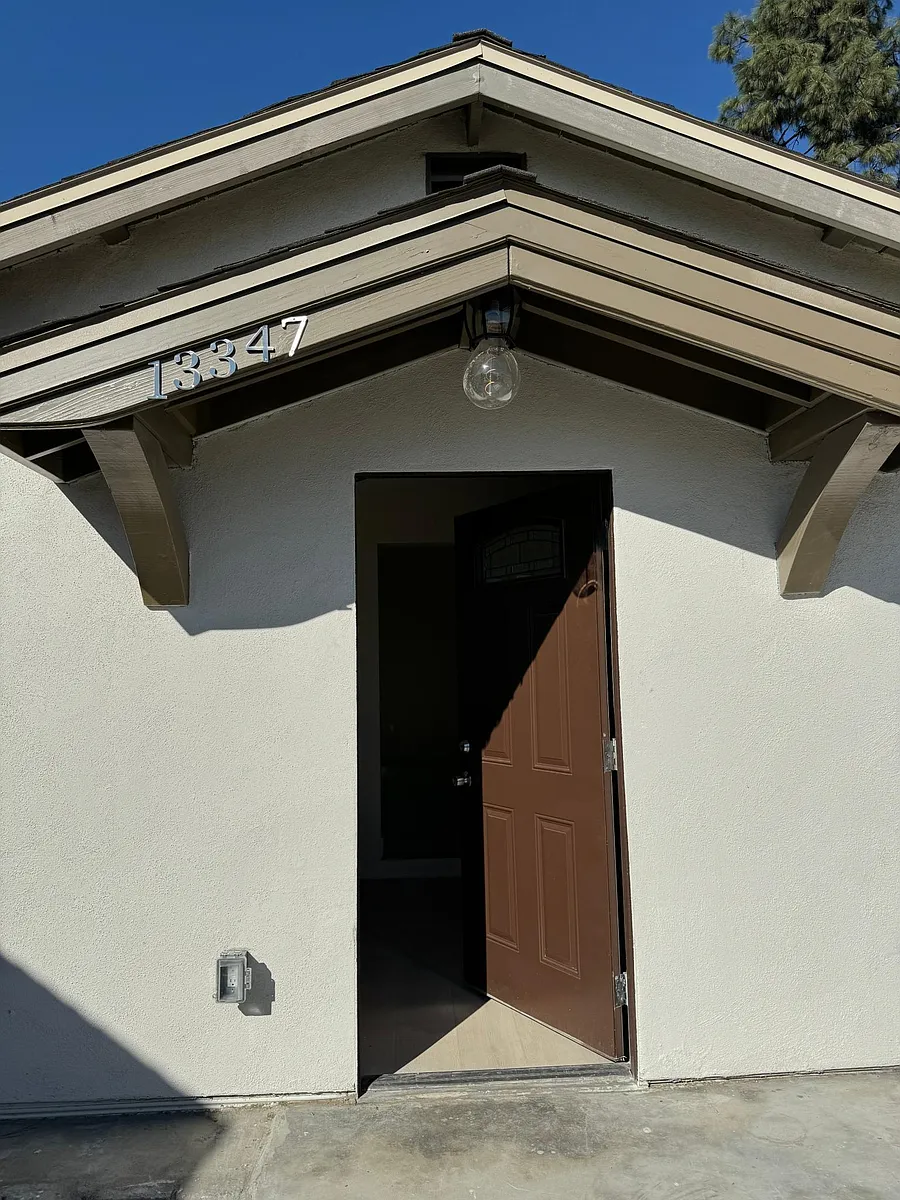 Building Photo - 13347 Garber St