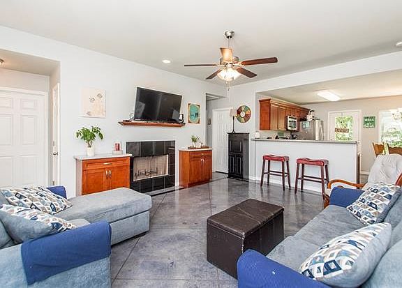 5th image of 46190 Lavelle Dr