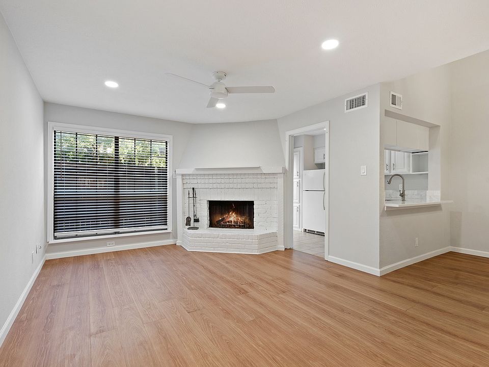 1st image of 4800 Northway Dr APT 21B