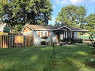 550 Lickstone Rd, Waynesville, NC 28786