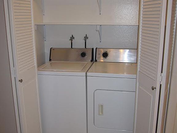 5th image of 30519 Canwood St #1