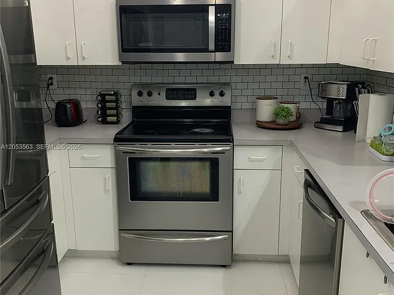 9720 SW 164th Ave — Photo 7