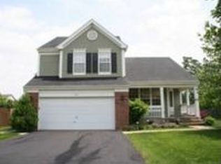 753 Sierra Pl, Gurnee, IL 60031