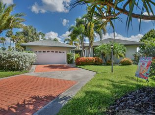 1405 Cobia Cay Dr, Apollo Beach, FL 33572