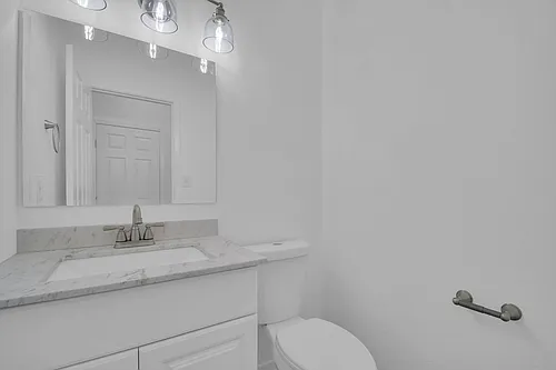 1004 E Fannin St #1006 Photo 1