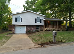 1532 N Chester Rd, Hixson, TN 37343