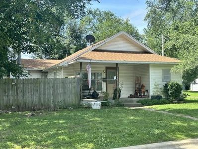 1329 W Allison St, Nevada, MO, 64772