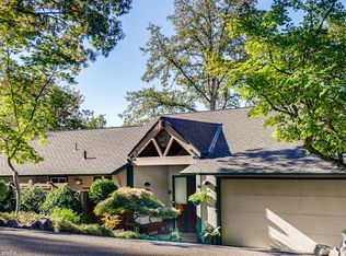 2100 Summit Dr, Lake Oswego, OR