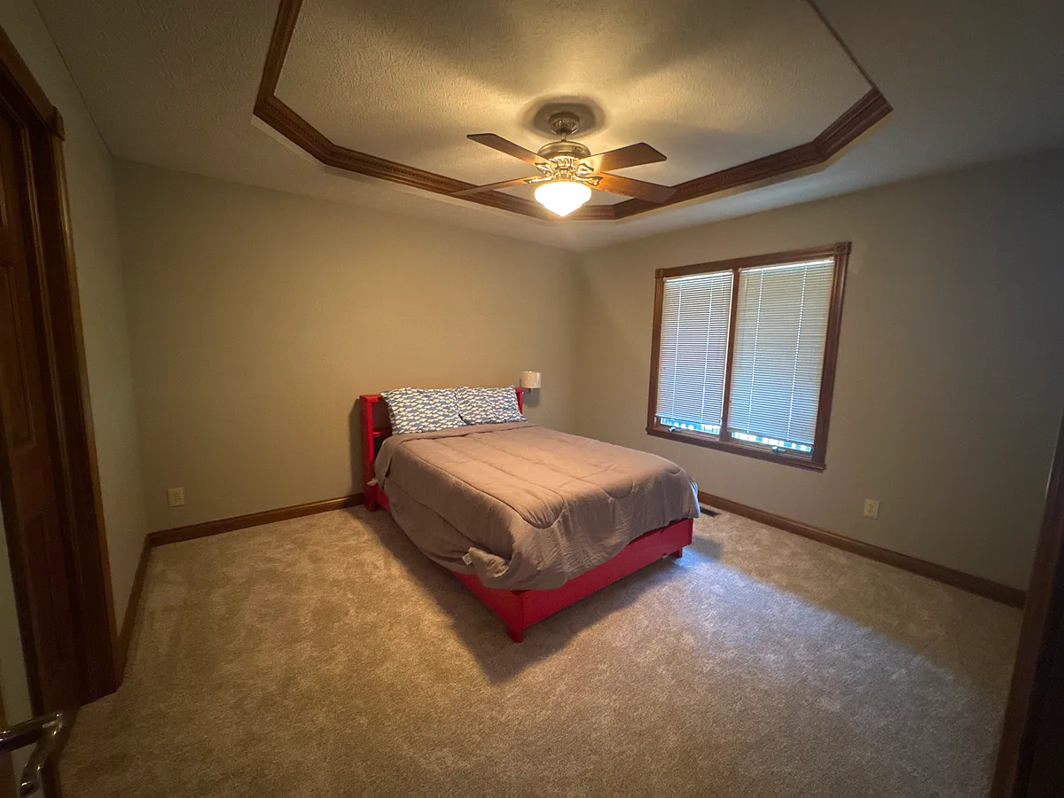 Building Photo - 1007 New Harmony Dr