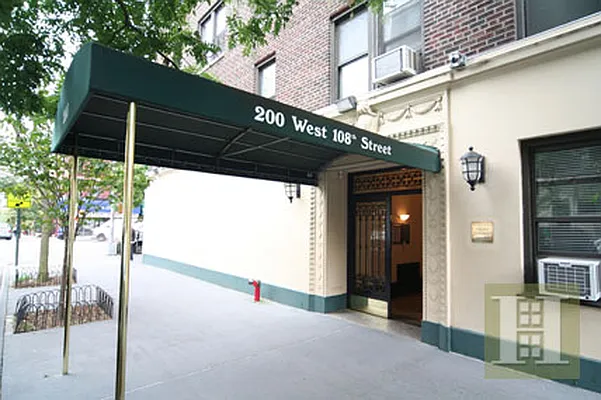 Sold by Halstead Real Estate | media 4