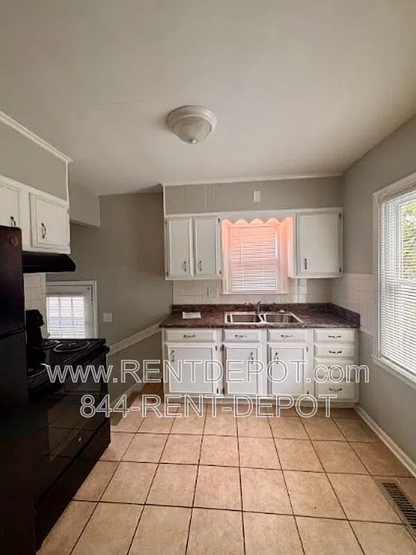 2 bed, 1.0 bath, 738 sqft, $952 — Photo 3