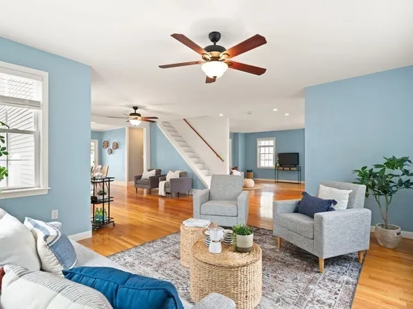 27 Wright St, Arlington, MA 02474