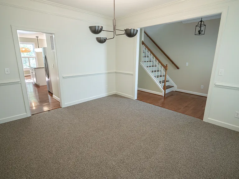 1820 Clay Dr — Photo 14