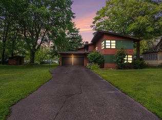 423 W Slosson Ave, Reed City, MI 49677