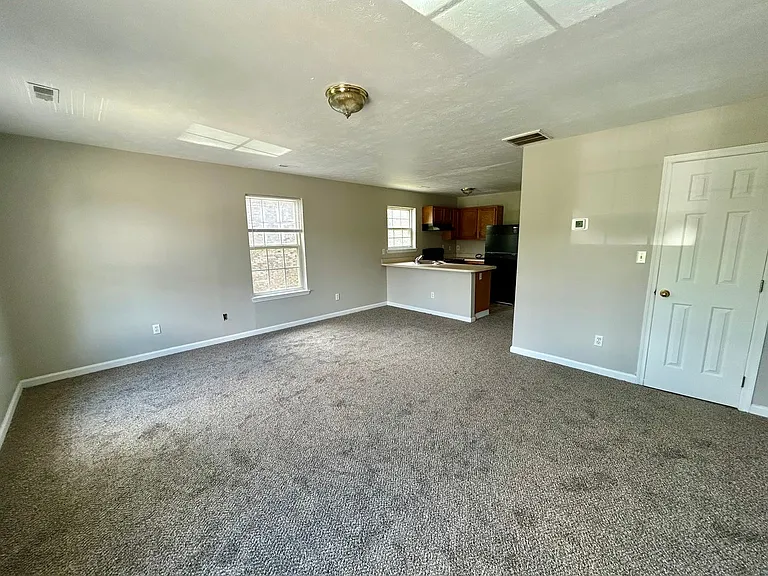 2084 Cornerstone Dr #C — Photo 3