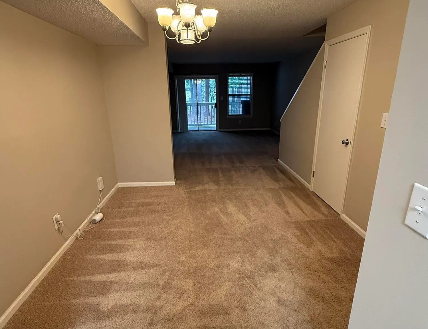 2 bed, 2.5 bath, 1167 sqft, $1,700 — Photo 4