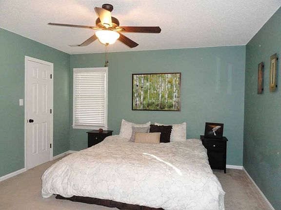 Another view of the master b