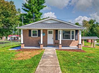 539 Friendly Cir, Marion, VA 24354