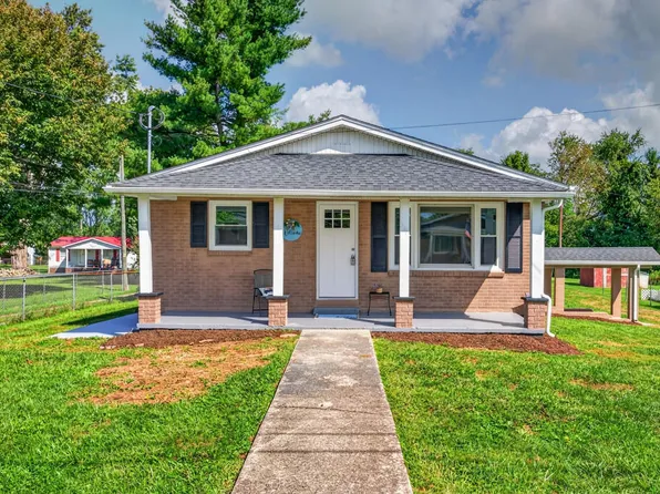 539 Friendly Cir, Marion, VA 24354