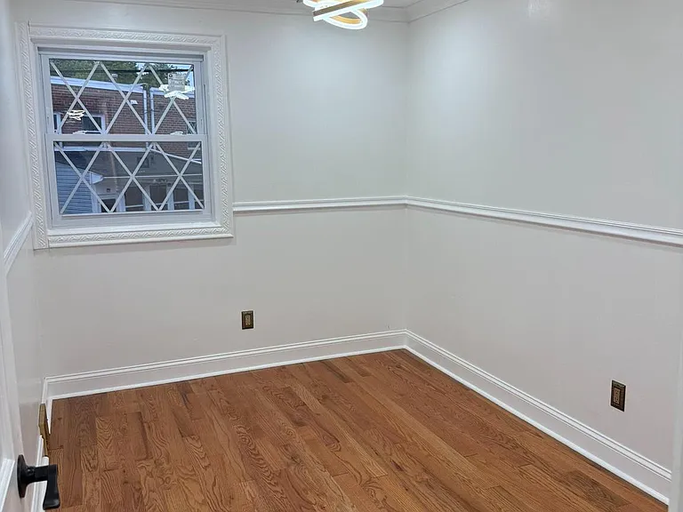 3658 Genesee Dr — Photo 39