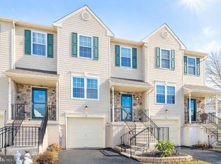 146 Strawberry Ln, Perkasie, PA 18944