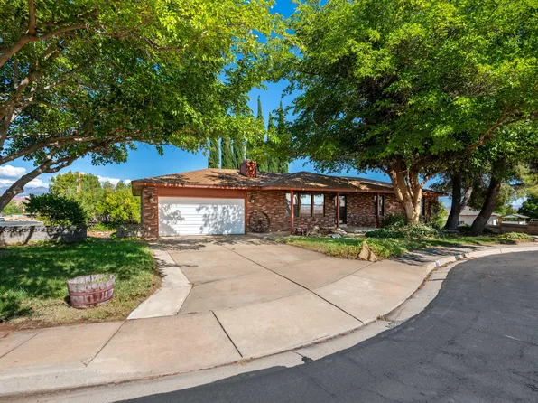 1666 Cinnamon Cir, Santa Clara, UT 84765