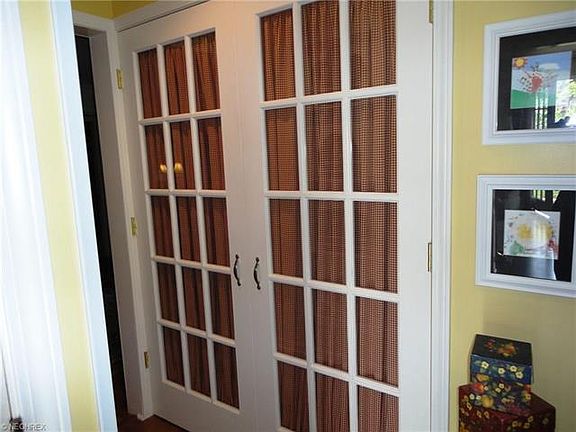 5th image of 698 Kenbridge Dr