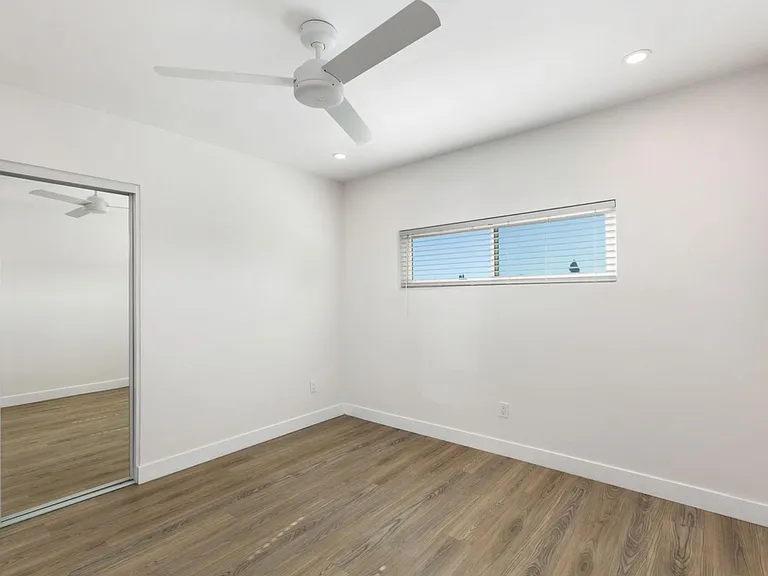 1759 Pentuckett Ave — Photo 9