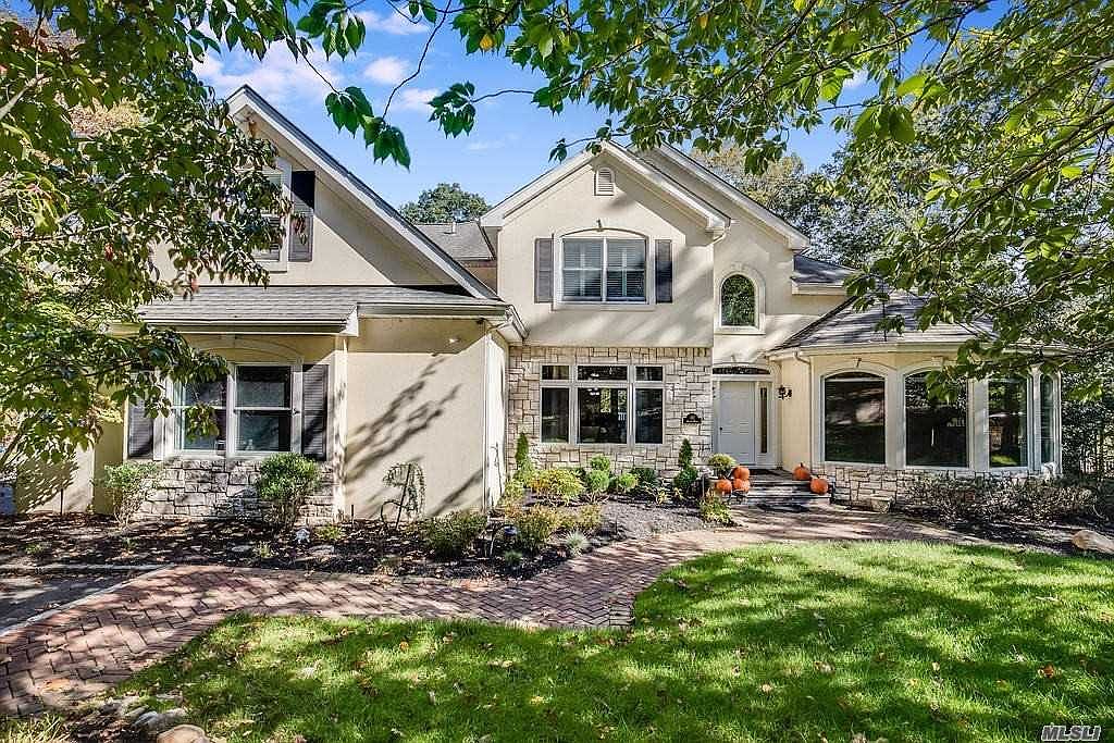 132 Oakside Drive, Smithtown, NY 11787 Zillow