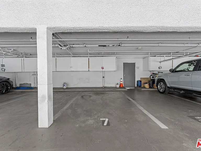 811 S Bedford St #301 — Photo 18