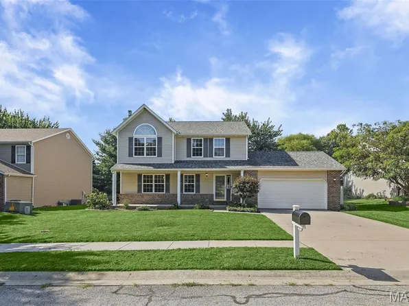 953 Benjamin Dr, O Fallon, IL 62269