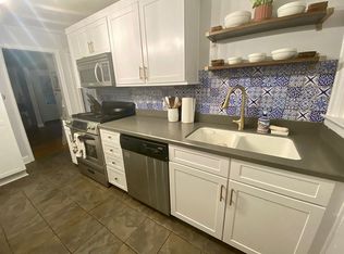 2483 Woodridge Dr, Decatur, GA 30033