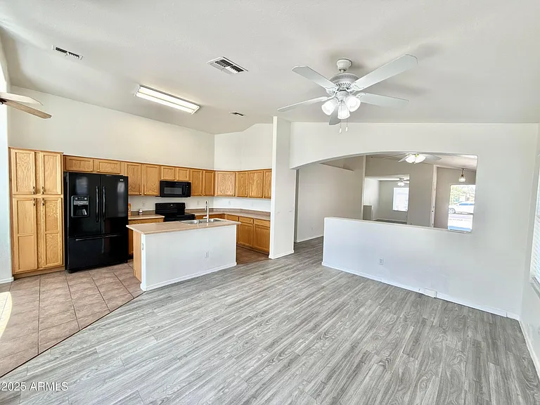 13719 W Keim Dr — Photo 8