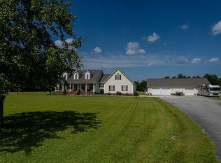 315 Van Moreadith Rd, New Bern, NC 28562