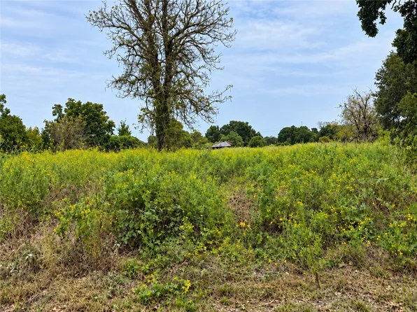 0 Signal St, Somerville, TX 77879