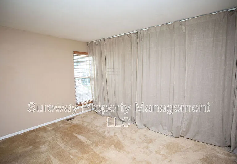 23 Winterset Ln — Photo 37