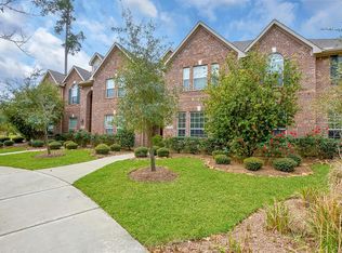 27 Umbria Ln, Spring, TX 77382