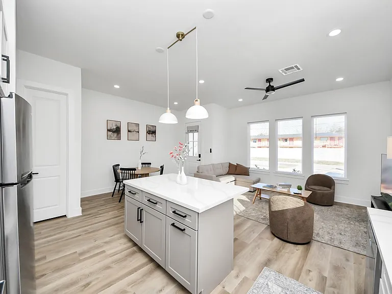 3909 Maggie St — Photo 18