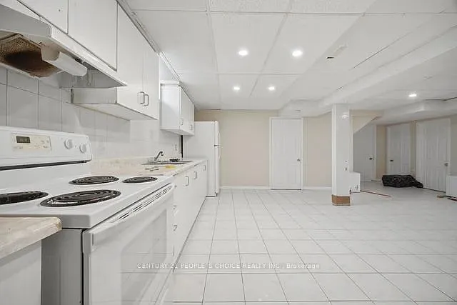 5723 Riverside Pl #BASEMENT — Photo 15