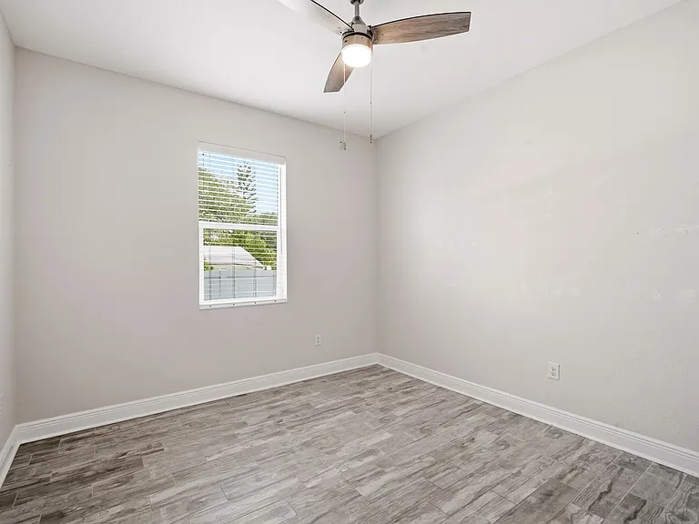 2904 Banza St — Photo 10