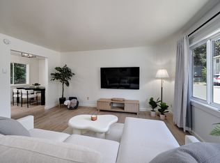 11380 SW Greenburg Rd APT 6, Portland, OR 97223