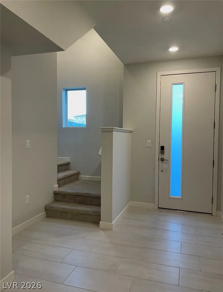 2 bed, 2.5 bath, 2241 sqft, $4,300 — Photo 4