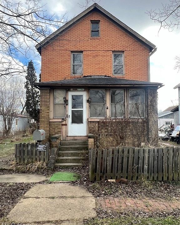 1st image of 22841 Lake Park Blvd