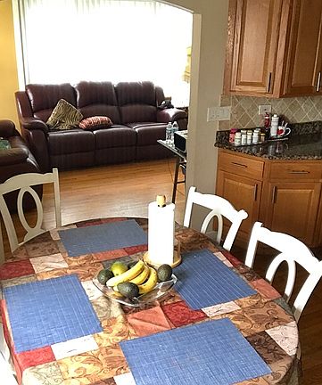 4th image of 1648 N 22nd Ave