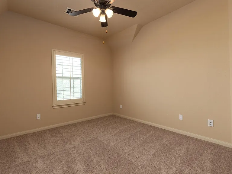 17303 Quiet Shores Dr — Photo 31