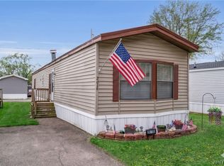 2016 Hemstreet Rd, East Aurora, NY 14052