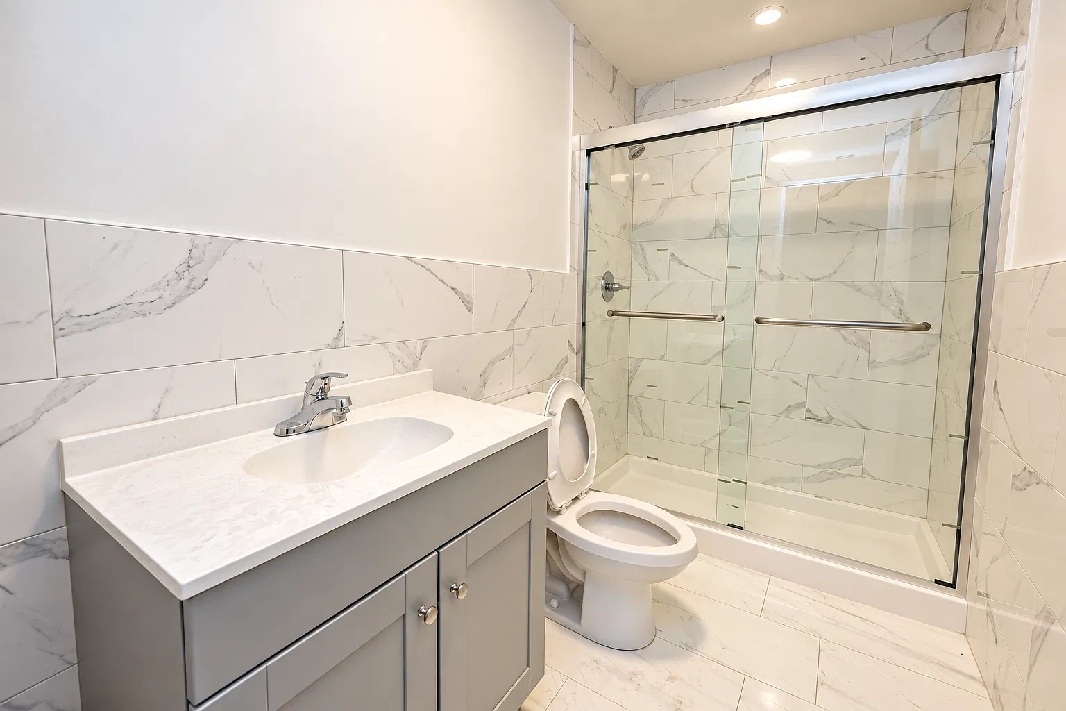 3 bed, 2500 sqft, $3,800 — Photo 4